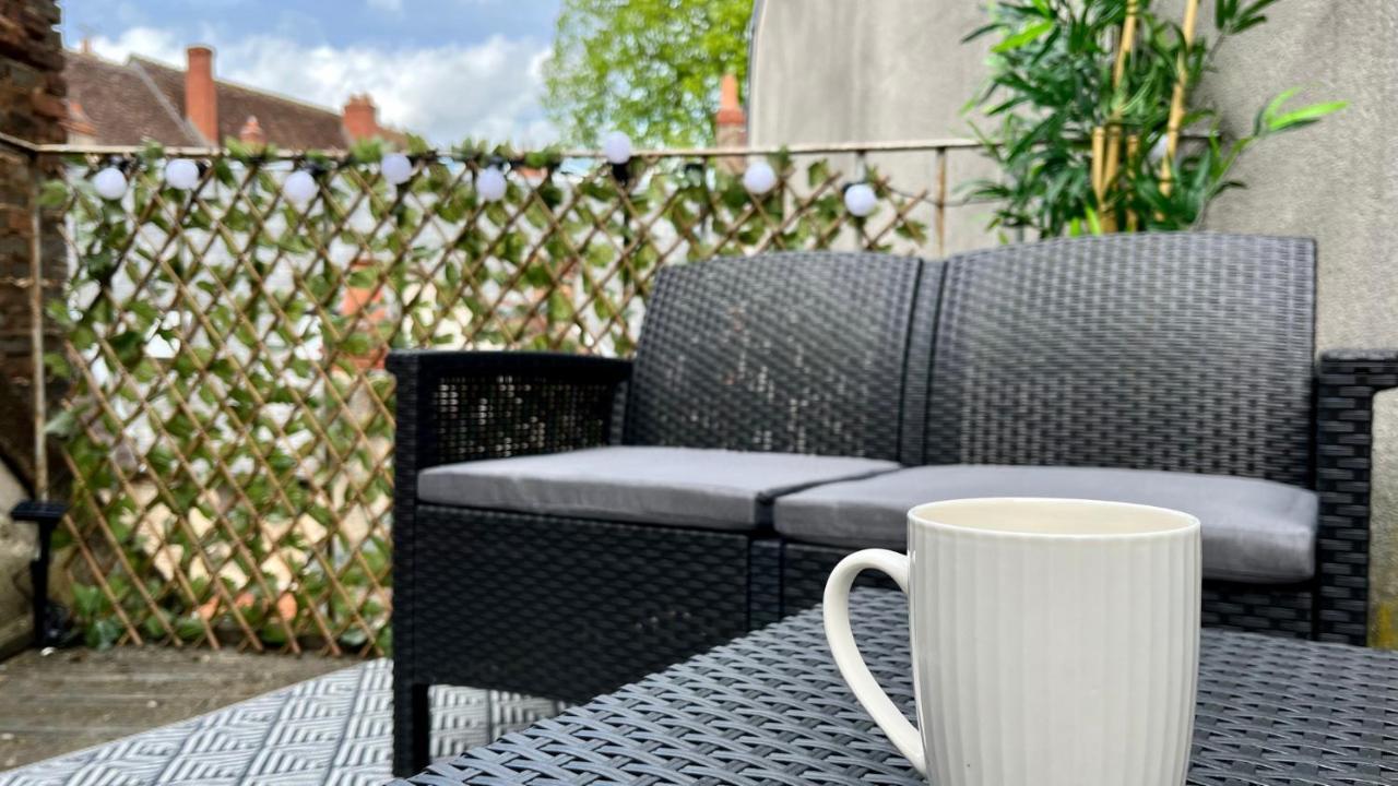Appartamento L'Artiste En Duplex Nevers Esterno foto